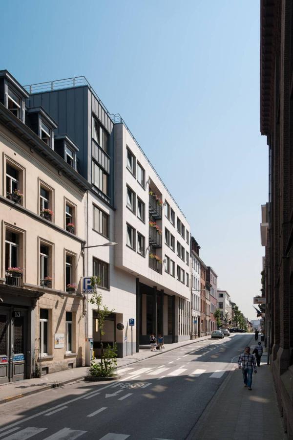 Youth Hostel Van Gogh Saint-Josse-ten-Noode ภายนอก รูปภาพ