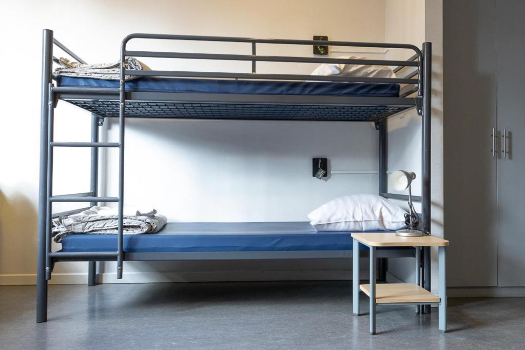 Youth Hostel Van Gogh Saint-Josse-ten-Noode ภายนอก รูปภาพ