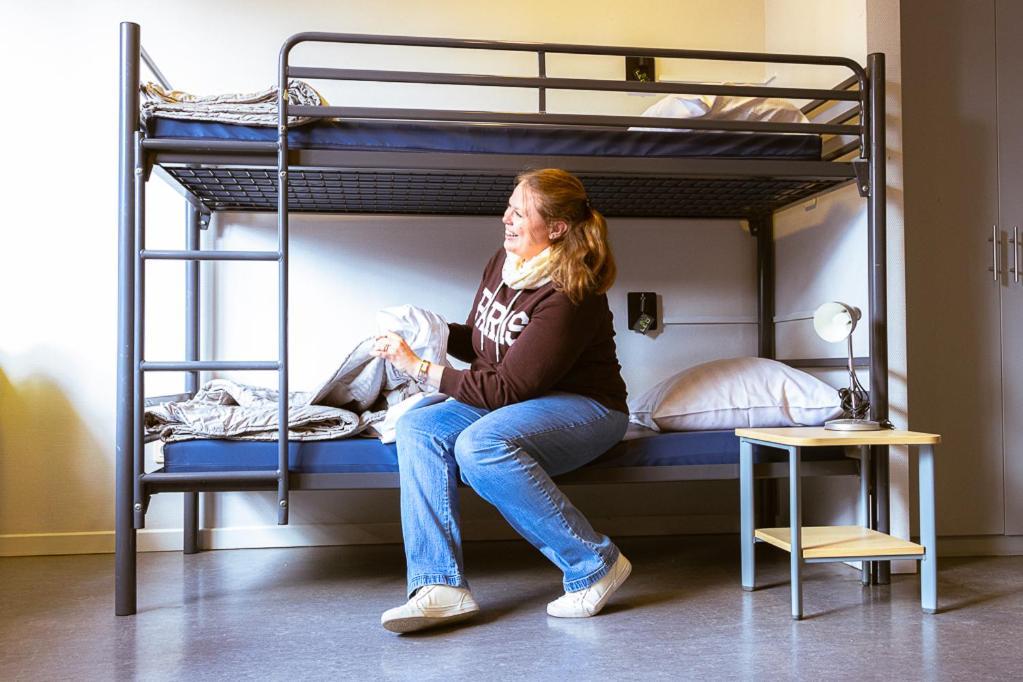 Youth Hostel Van Gogh Saint-Josse-ten-Noode ภายนอก รูปภาพ