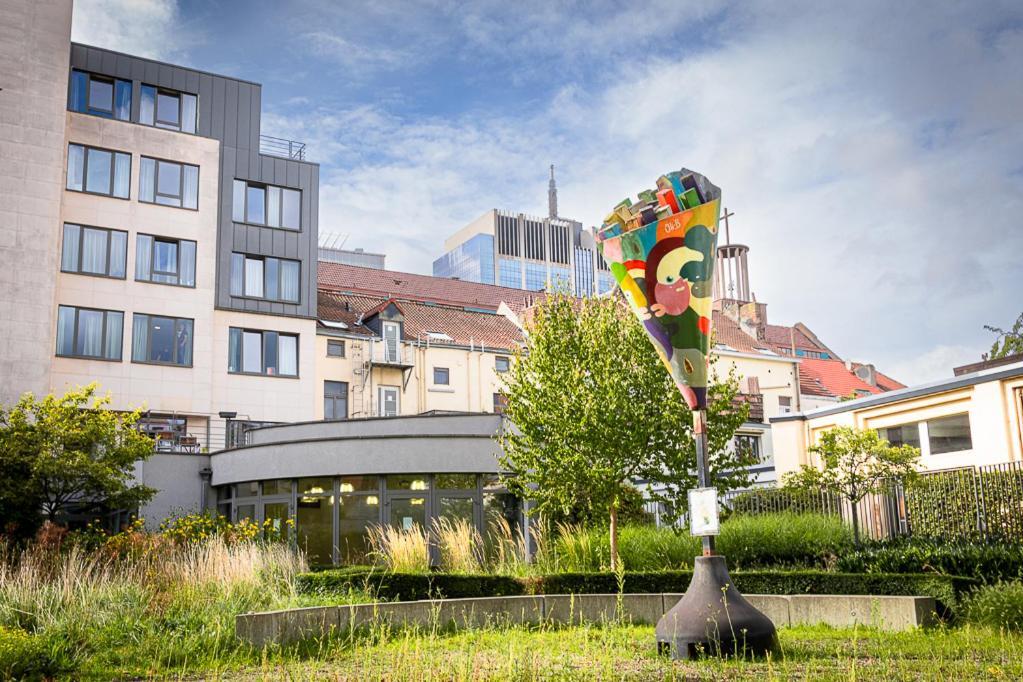 Youth Hostel Van Gogh Saint-Josse-ten-Noode ภายนอก รูปภาพ